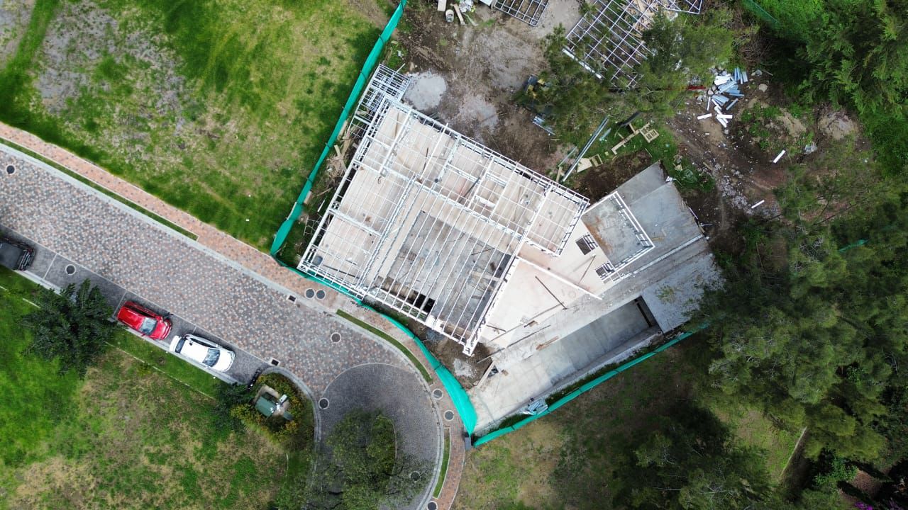 Vista aérea del proceso constructivo de Casa OPA